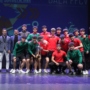 El Juvenil A 23-24 del CD Malilla recibe su trofeo de campeón en la Gala FFCV